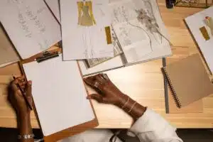 Découvrez des créateurs de mode uniques et inspirants, locaux ou internationaux
