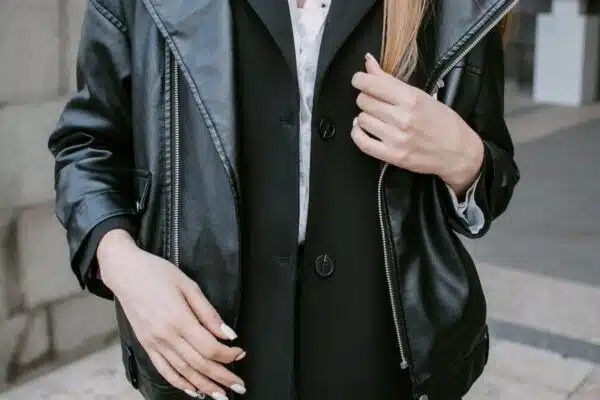 Les meilleures combinaisons de vestes femme et de robes