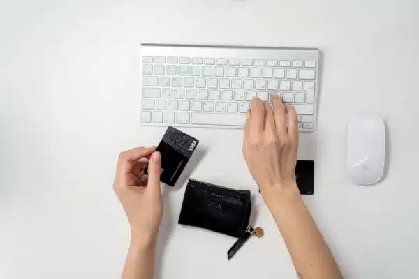 Les stratégies incontournables pour un shopping en ligne réussi