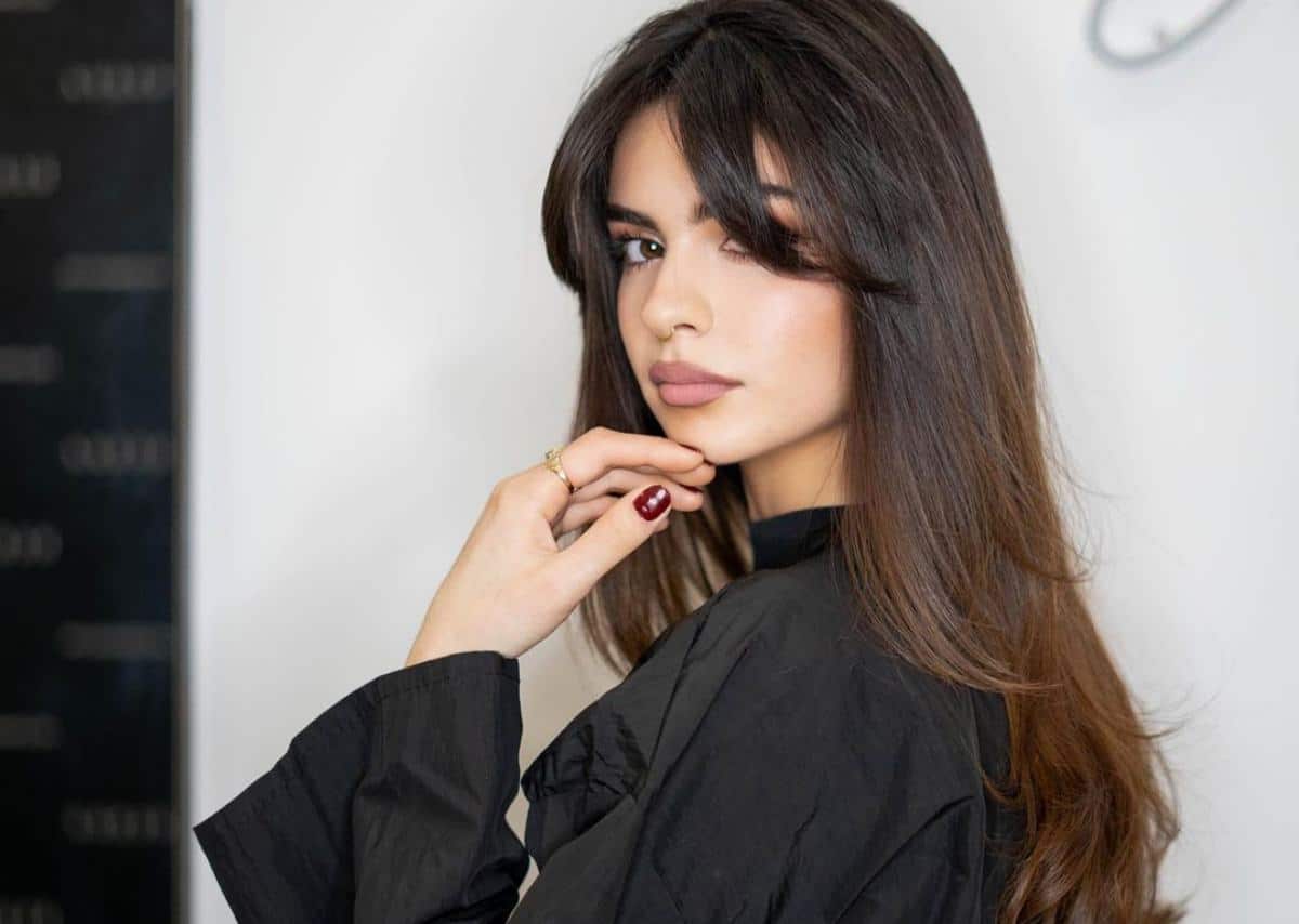 Comment réussir une parfaite frange effilée dégradée astuces et conseils de pro