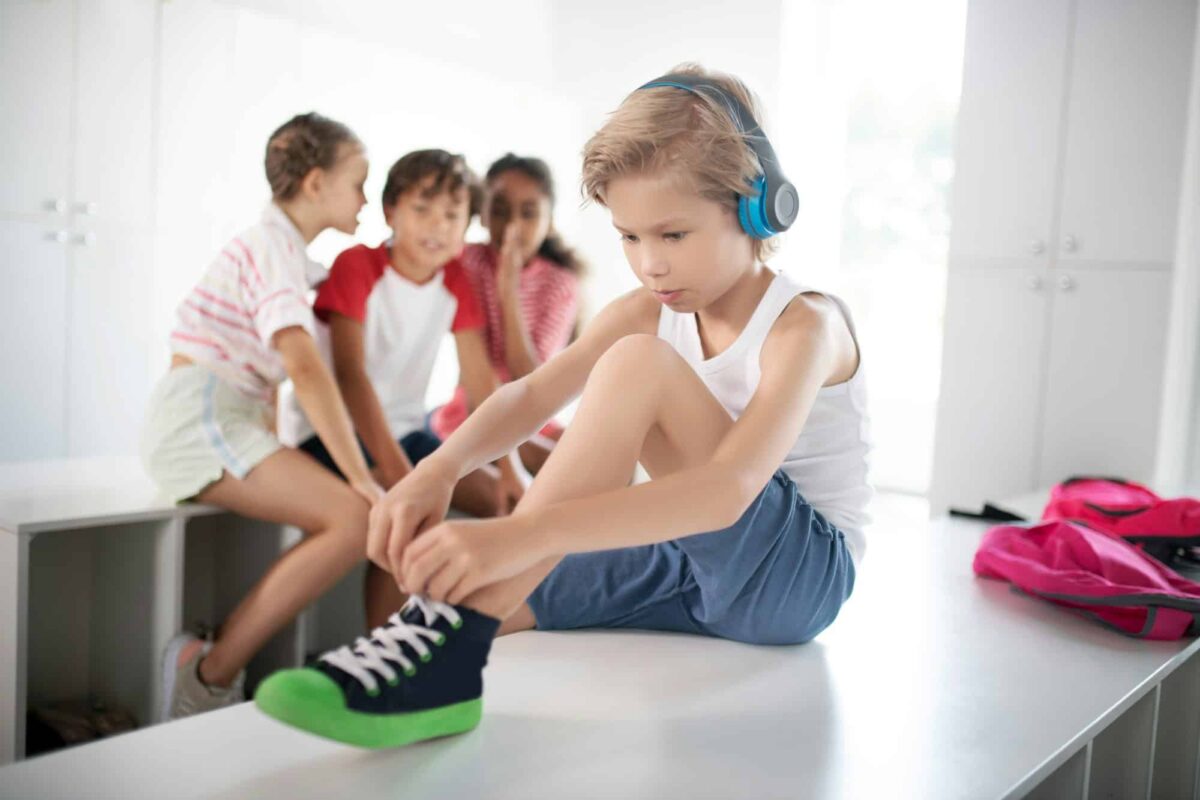 Baskets garçon : quel modèle du moment offrir à son enfant ?