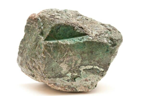 Malachite brute : une pierre naturelle avec plusieurs vertus
