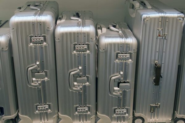 Quelles sont les caractéristiques des valises XXL de la marque Delsey ?