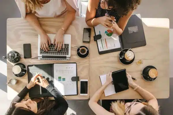 Découvrez 5 marques éthiques pour adopter une mode plus responsable